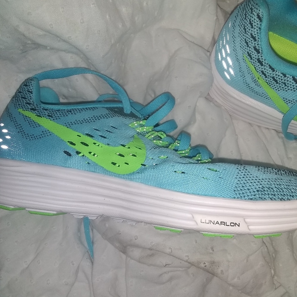 Womans sneakers